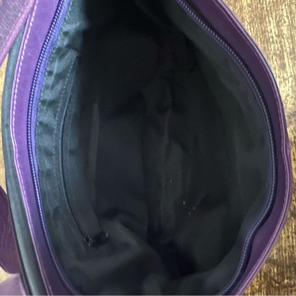 Handmade leather crossbody bag - Picture 3 of 4